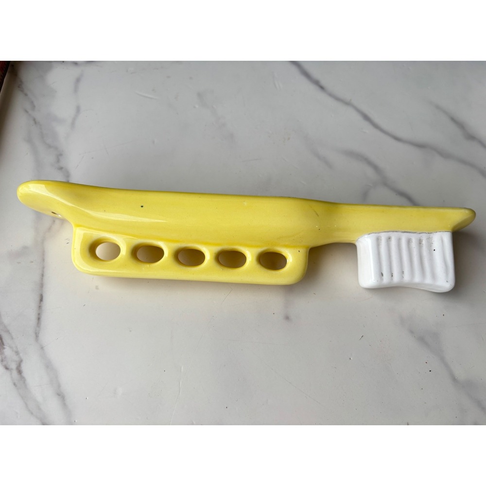 Vintage Yellow Ceramic Toothbrush Wall Holder Retro Novelty Bathroom Decor